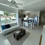 Apartamento Frente Al Mar